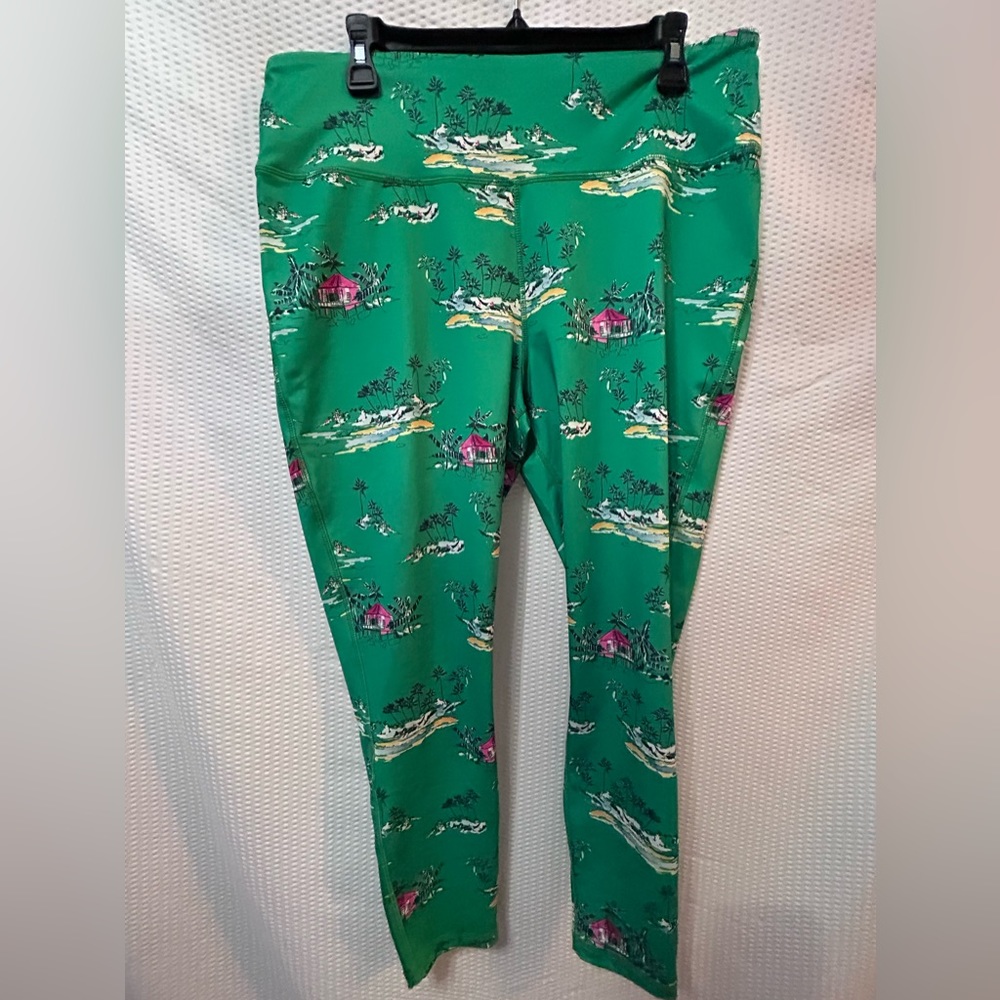 Crown & ivy ladies active wear